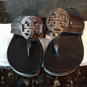 Tory Burch Amanda Flat Thongs Size 9